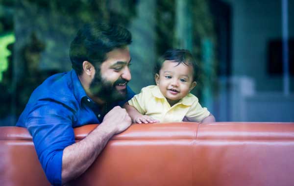 jr ntr,young tiger ntr,ntr son abhay ram,jr. ntr birthday on 20th may  ఎన్టీఆర్‌ బర్త్‌డే స్పెషల్‌ అభయ్‌రామ్‌.!